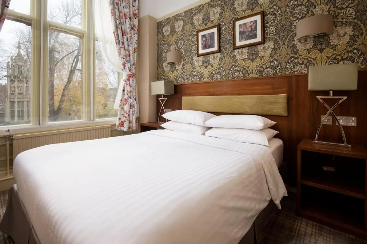 The Dean Court Hotel York 4*,