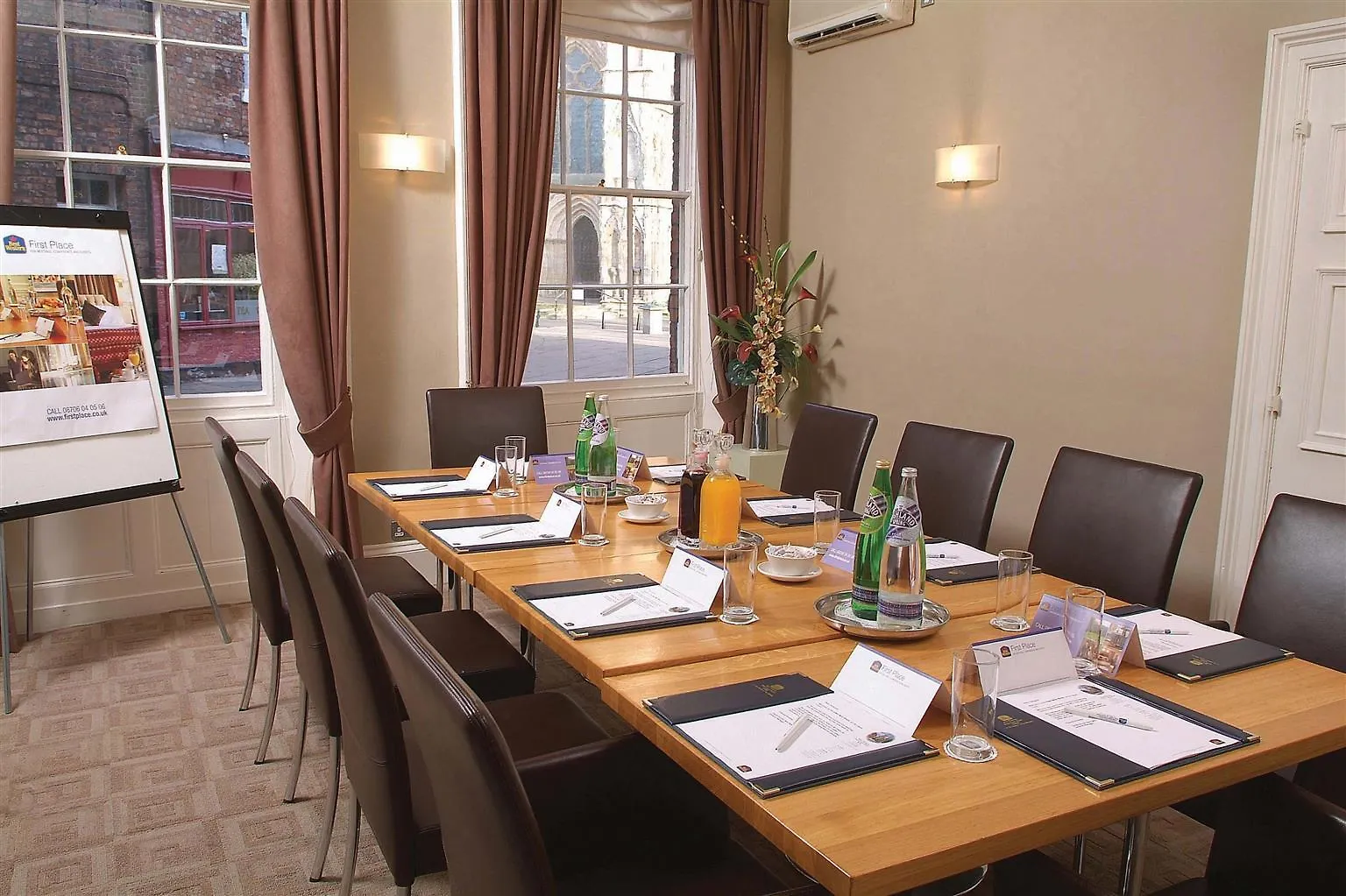 The Dean Court Hotel York 4*,