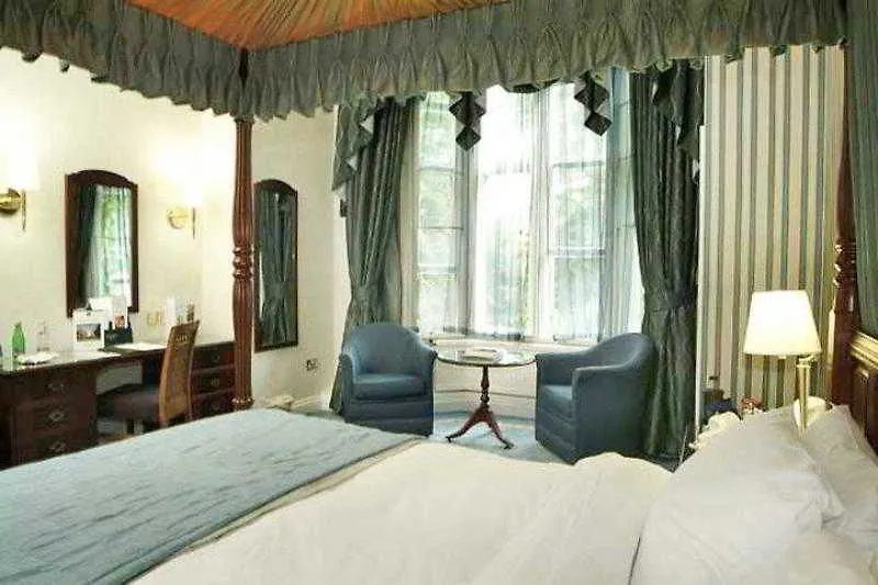 The Dean Court Hotel York